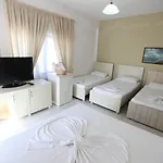 Ξενοδοχείο Malvina Golem (Tirana)