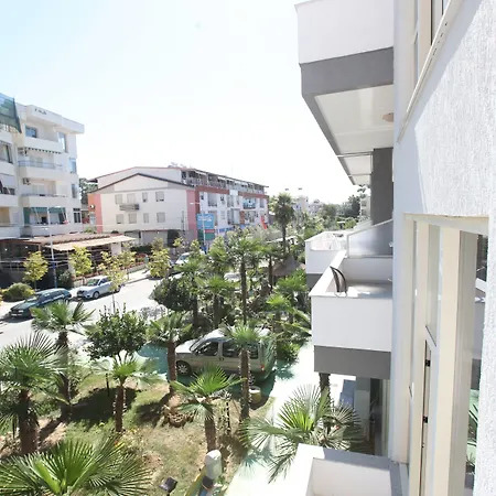 Hotel Malvina Golem (Tirana)