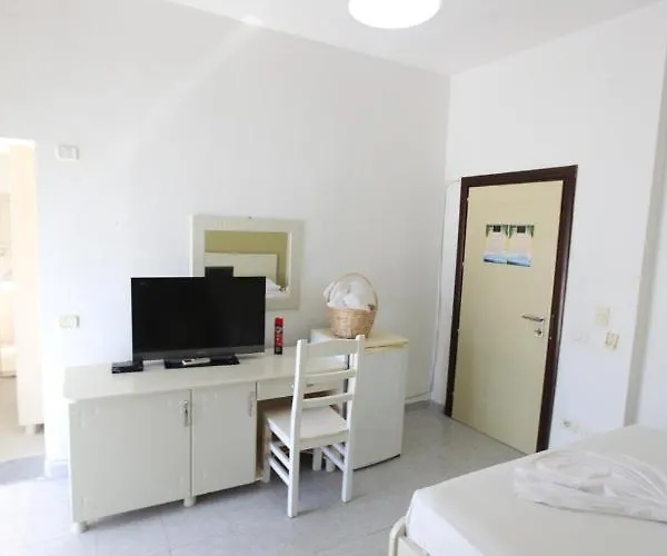 Hotel Malvina Golem (Tirana)