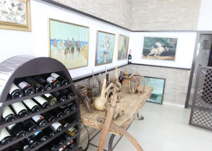 Malvina Golem (Tirana)