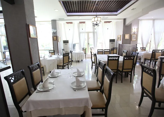 Malvina Golem (Tirana)