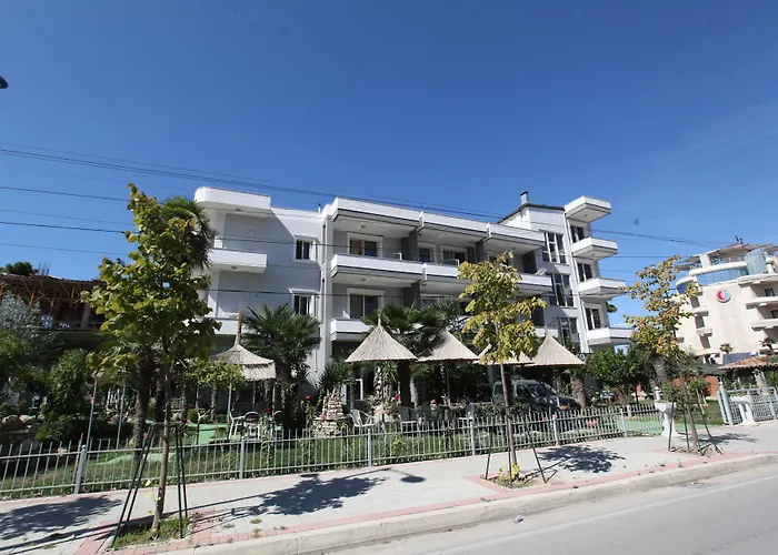 Malvina 3* Golem (Tirana)